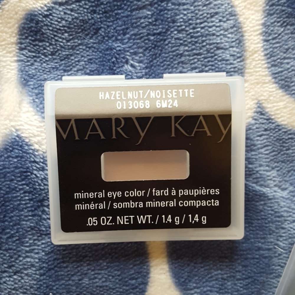 Mary kay mineral eye color hazelnut